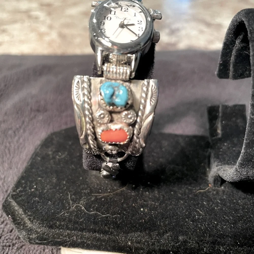 Vintage Navajo Turquoise & Coral Nugget Watchband Featuring New Watch - Picture 2 of 10